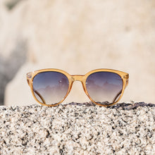 画像をギャラリービューアに読み込む, マカニ ハニーオーシャン/Makanis Honey Ocean