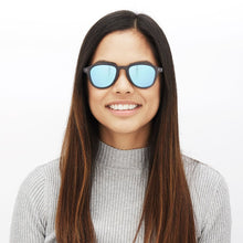 画像をギャラリービューアに読み込む, チャレット グレースカイ/Chalet Grey Sky