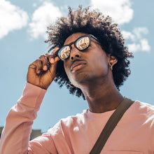 画像をギャラリービューアに読み込む, ポルトラ ブラックローズ/Portola Black Rose